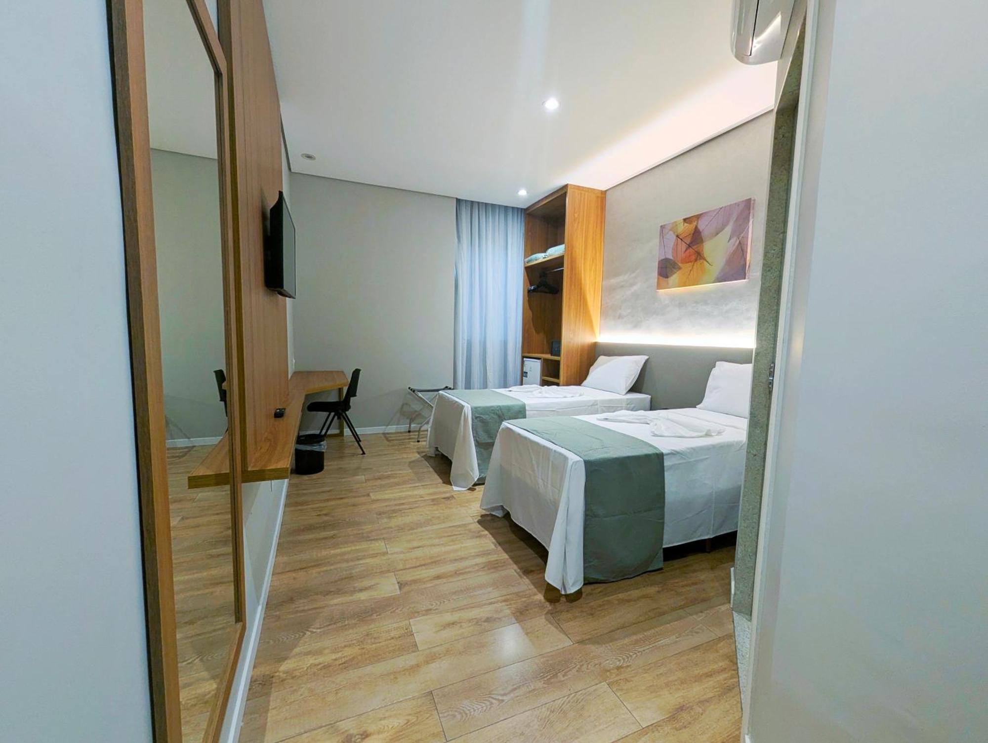 Hotel Jardim Iracema Teófilo Otoni エクステリア 写真
