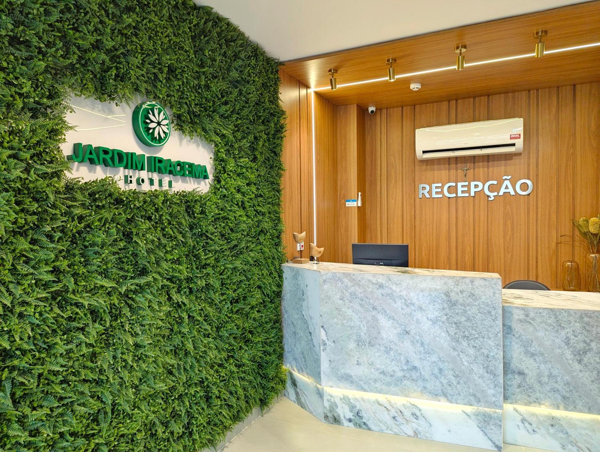 Hotel Jardim Iracema Teófilo Otoni エクステリア 写真